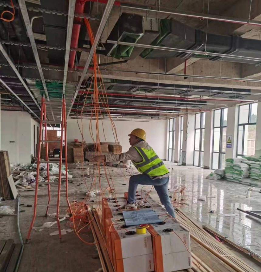 �������繤��