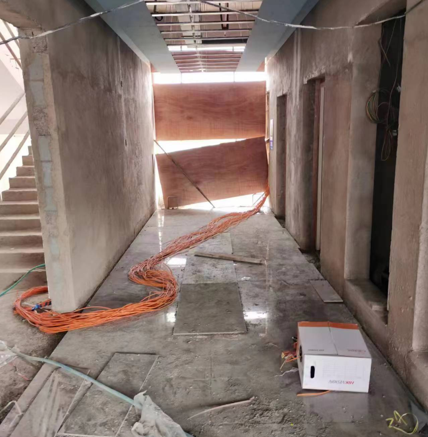 �������繤��