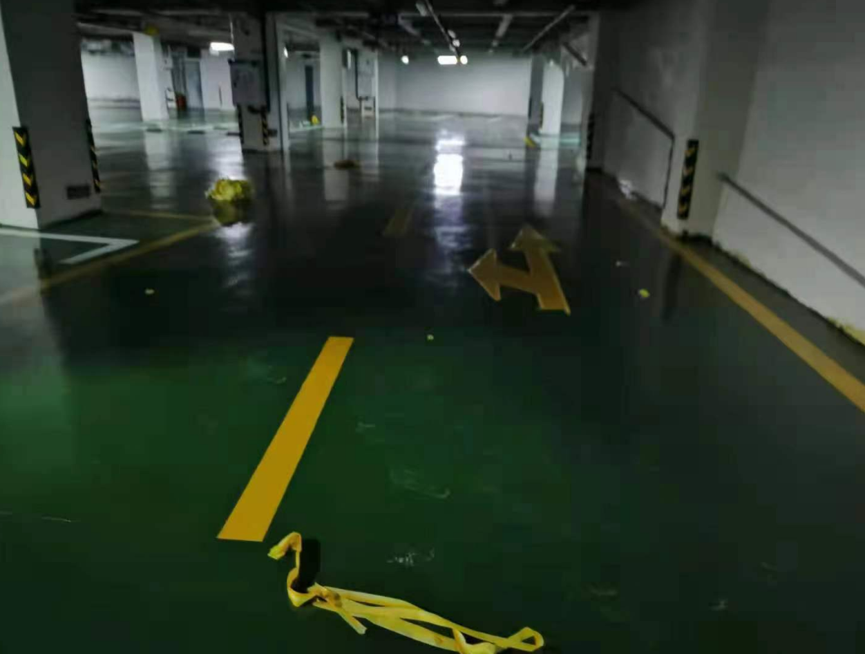 ͣ������ƺ