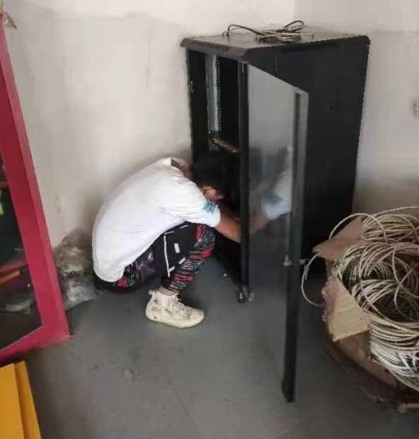 �����ذ�װ